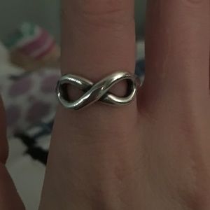 Infinity ring